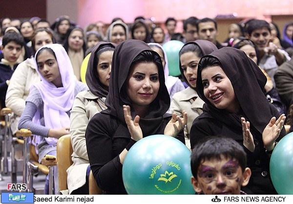 عکسهای زیبا و دیدنی از گردهمایی دوقلوهای ایرانی