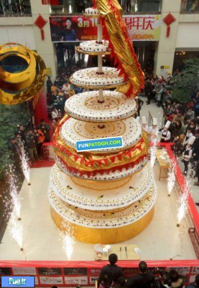بلندترین کیک جهان به ارتفاع 8 متر+عکس