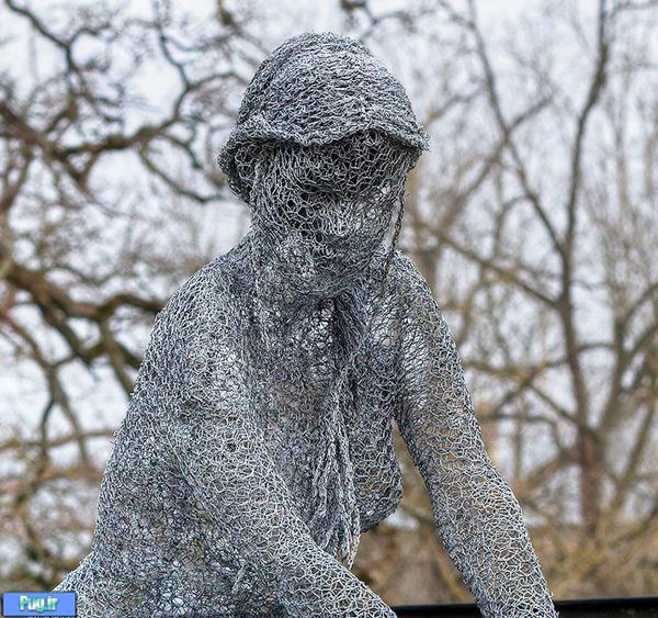 Lady Wire Sculptures by Derek Kinzett Wire Sculptures by Derek Kinzett