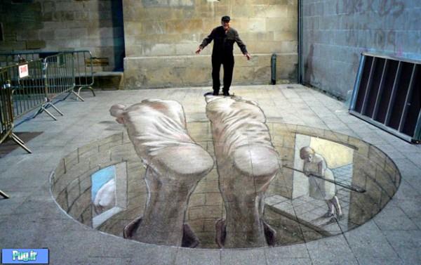 3D Street Art illusions by Eduardo Relero1 600x377 3D Street Art: Eduardo Releros illusions on pavements