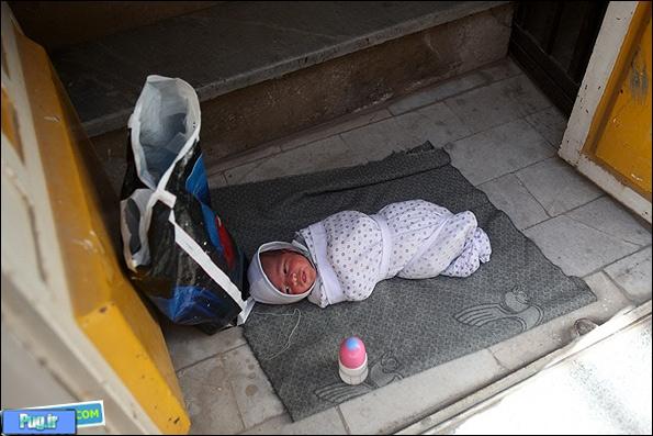 رها کردن نوزاد ۲ روزه در خیابان نادری + تصاویر
