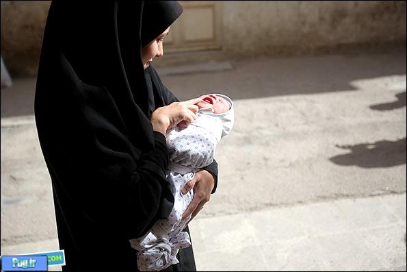 رها کردن نوزاد ۲ روزه در خیابان نادری + تصاویر