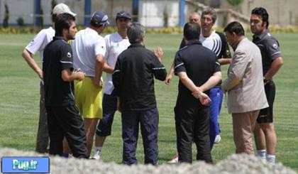 بازیکنان استقلال با رهبری جباری تمرین را تعطیل کردند ؛ تصاویر 
