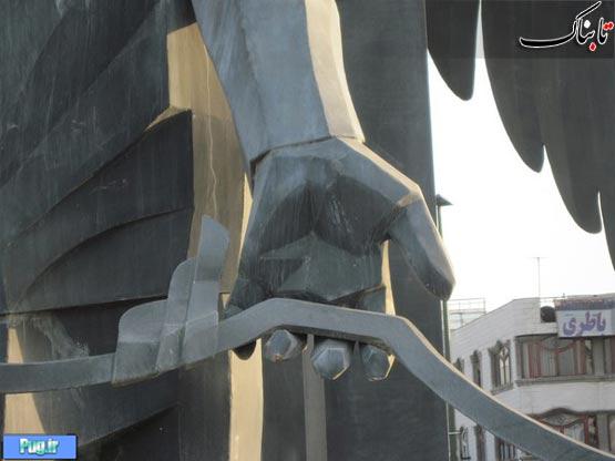 مجسمه ای شهری با مضمون شکار
