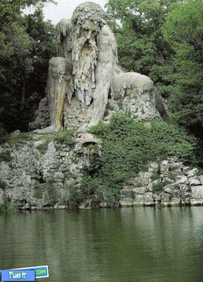مجسمه ای غول پیکیر در فلورانس 